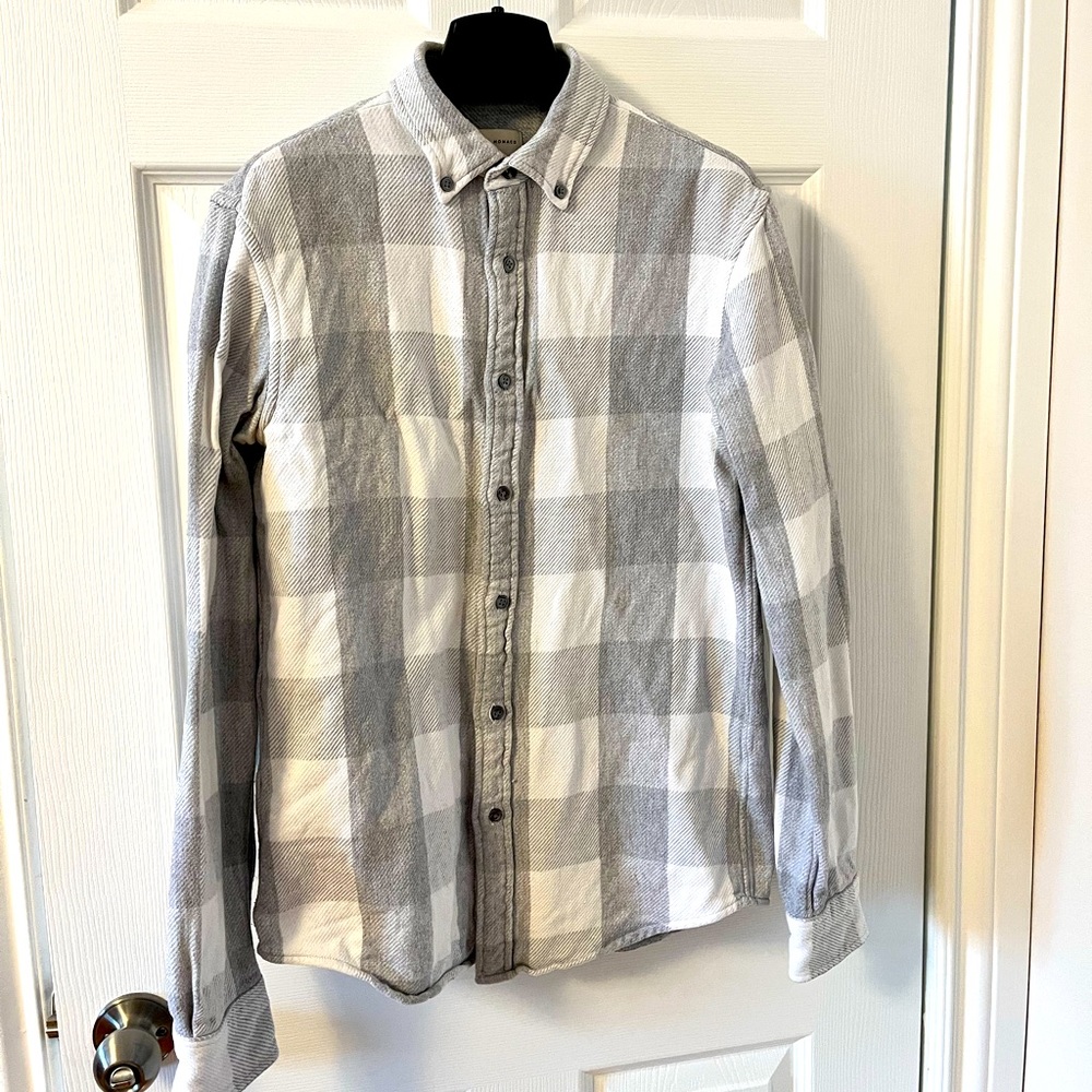 Mens Club Monaco Plaid flannel Shirt
